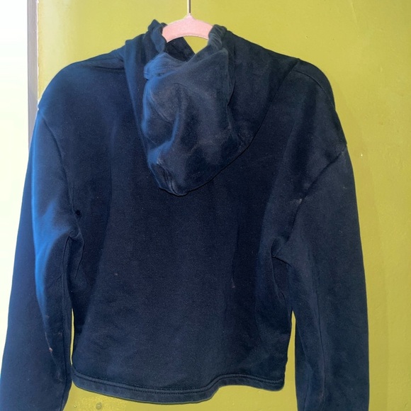 PUMA Kids Hoodie in Black with Silver Logo - Picture 4 of 4